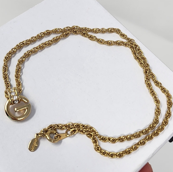 Givenchy Vintage Necklace - Picture 3 of 13